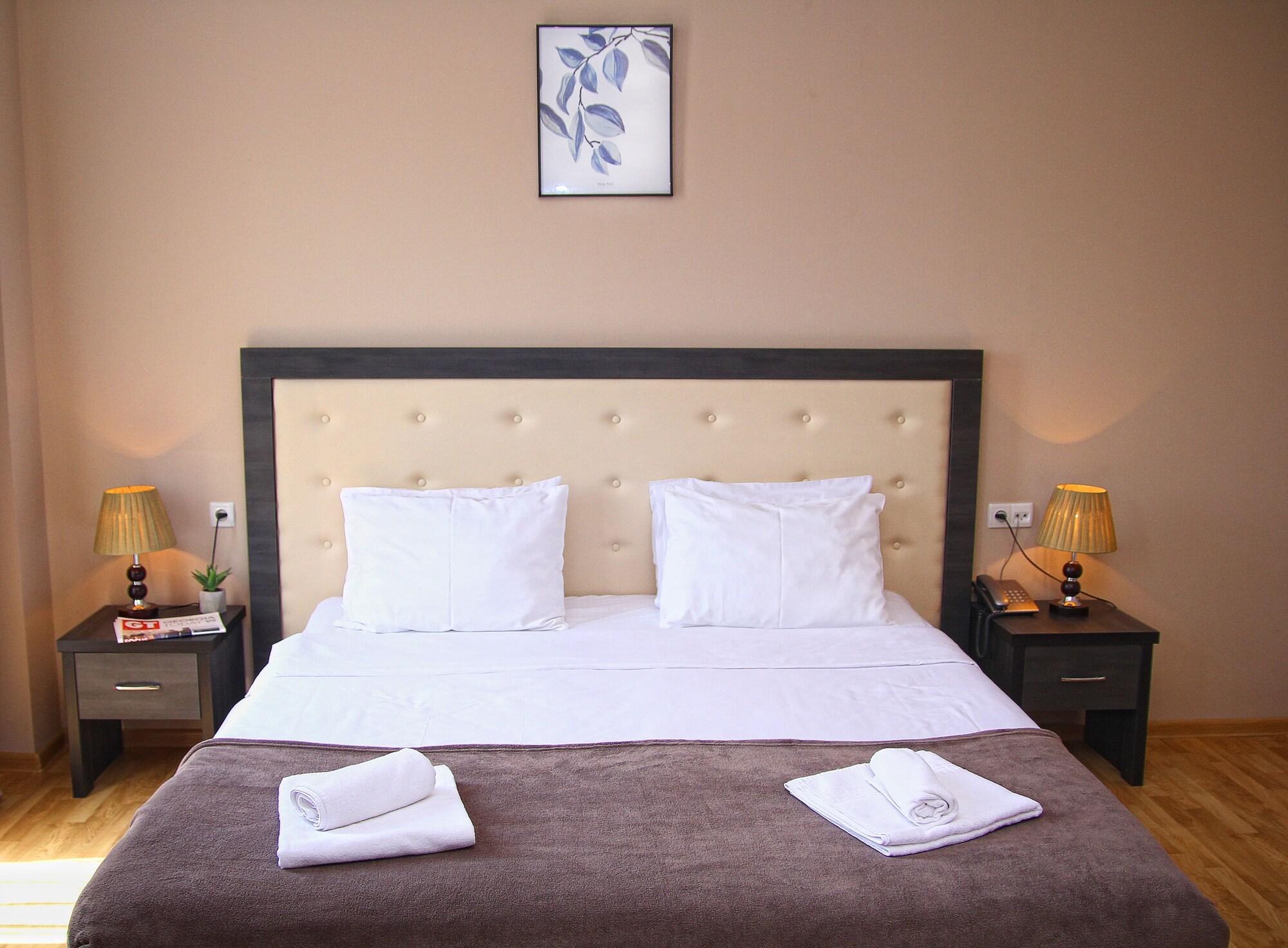 Rogalux Blue Hotel Tbilisi Eksteriør billede