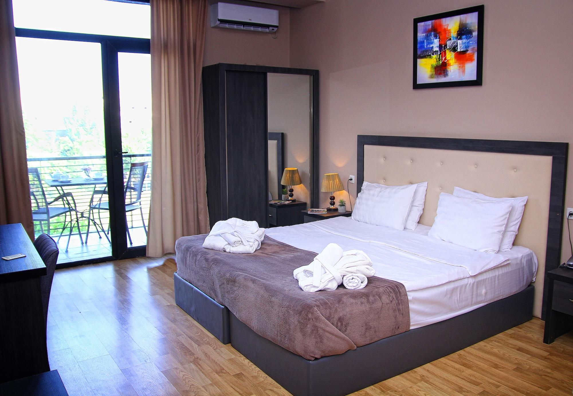 Rogalux Blue Hotel Tbilisi Eksteriør billede