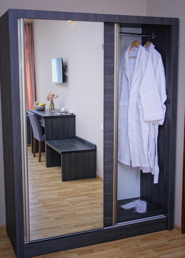 Rogalux Blue Hotel Tbilisi Eksteriør billede